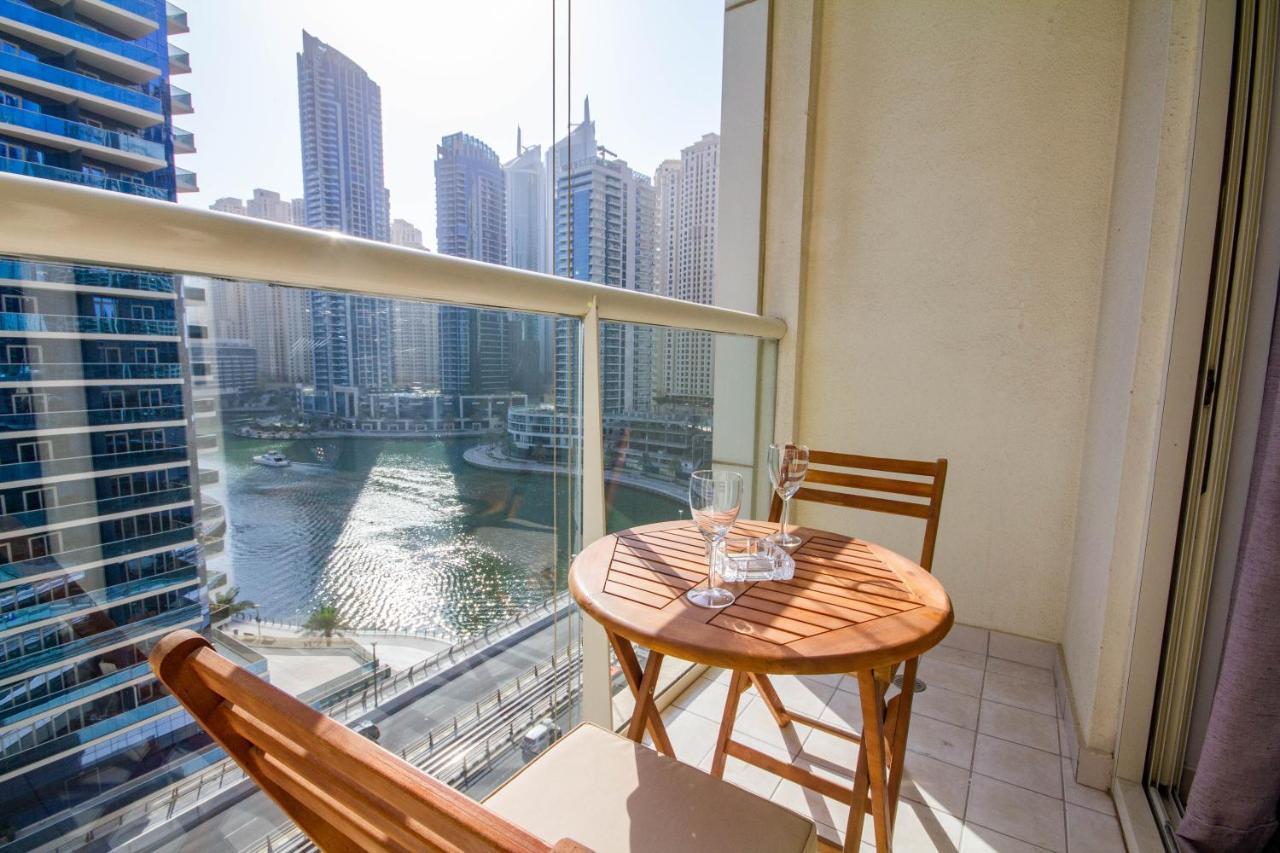 Apartment Bespoke Holiday Homes - Studio With Marina View Dubai